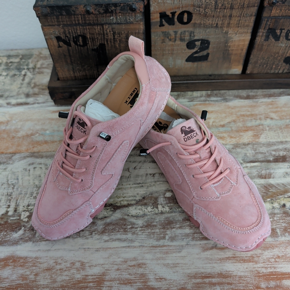 DBECK Pink Suede Sneakers Women's Lace-Up Casual Comfort Shoes NWOT EU40/US9
